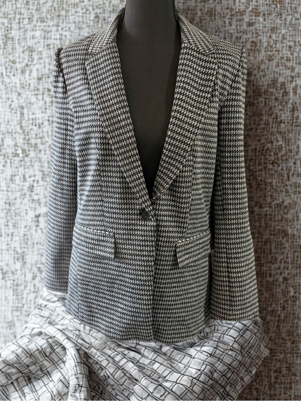 Philosophy Black & White Houndstooth Single-Button Blazer